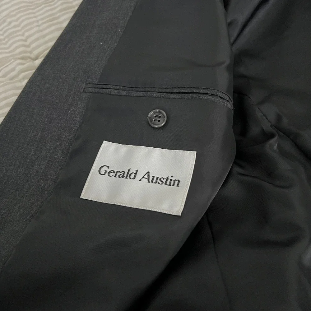 Gerald Austin Dark Gray Men's Suit 42L Jacket‎ Blazer 3 Button Smart Business